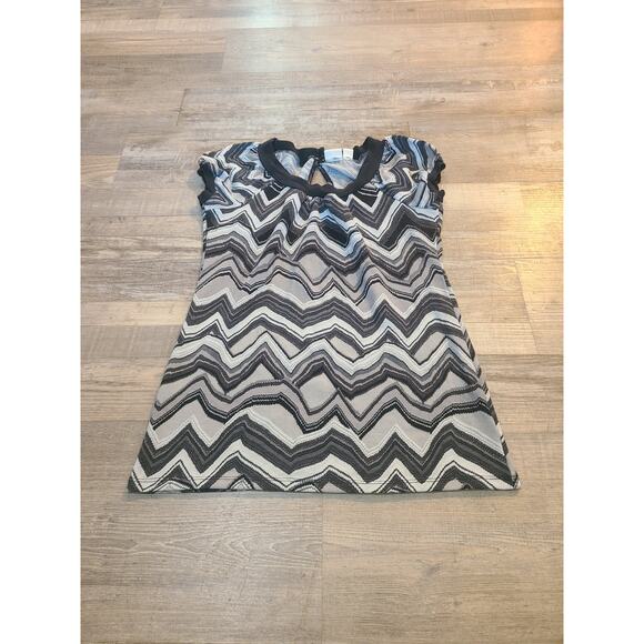 Cato small women's geometric blouse with keyhole button back - Picture 1 of 8